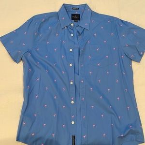 Men’s American Eagle short sleeved button down